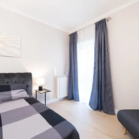 50 Apartments Rome-3